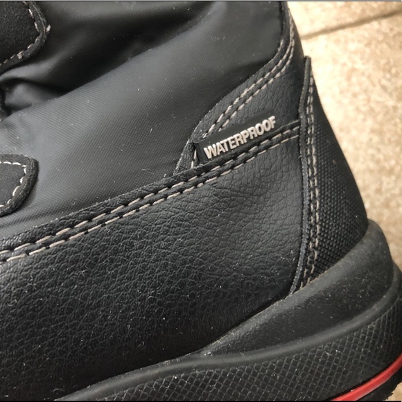 Waterproof winter boots - Picture 7 of 8